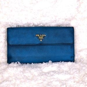 🔥SALE🔥 PRADA Long Wallet